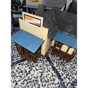 Vintage Pola G 1811 Daisy’s Farmhouse Building Kit Assembled, Complete (?)